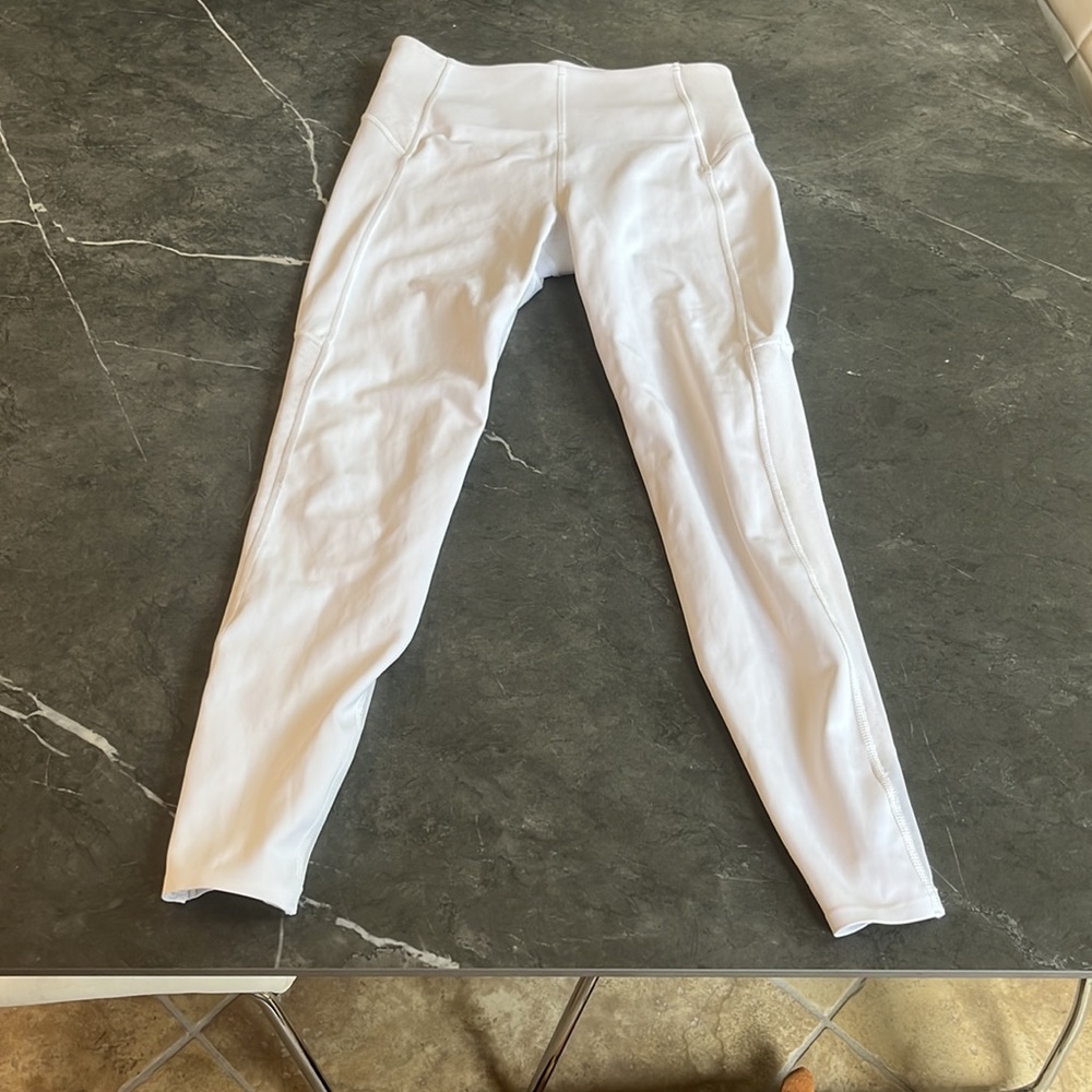 Stay Fly 7/8 White Athleta tight